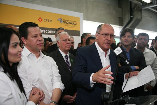 Alckmin anuncia mais dez trens para a Linha 11 – Coral